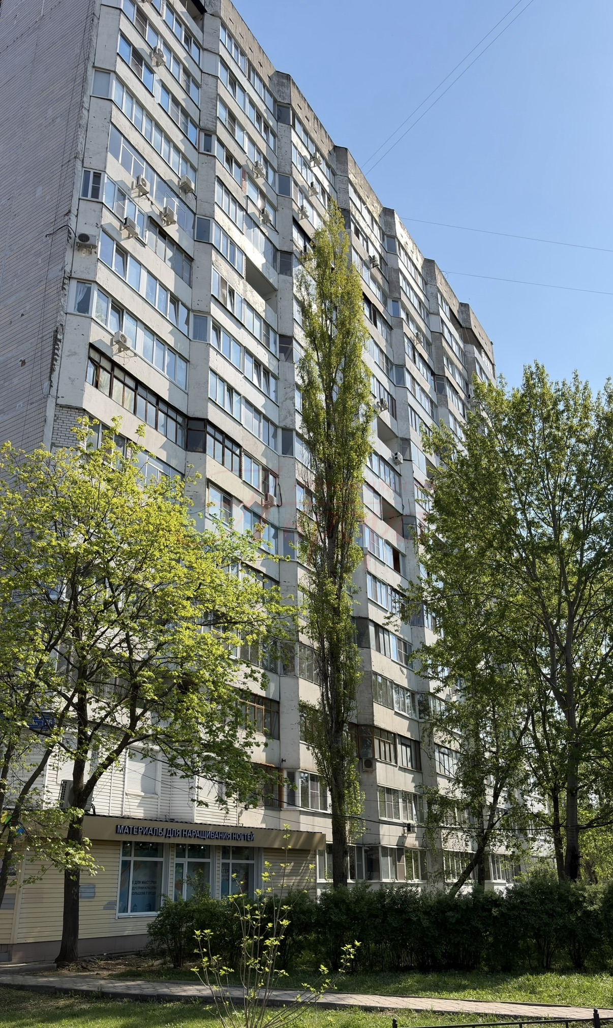 2к квартира на 7 этаже в центре Северного микрорайона! 
-2 изолированные комнаты 16.6м² и 12 м²
- Кухня 7.5м²
- 3 просторные лоджии, возможно переоборудовать под зону отдыха, кабинет или дополнительные места хранения.
- в коридоре большой встроенный шкаф под гардеробную
- раздельный санузел. 

Кварт